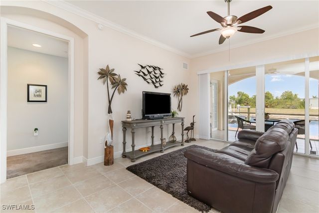 174 Shadroe Cove CIR 1002, Cape Coral, FL 33991