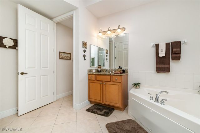 174 Shadroe Cove CIR 1002, Cape Coral, FL 33991