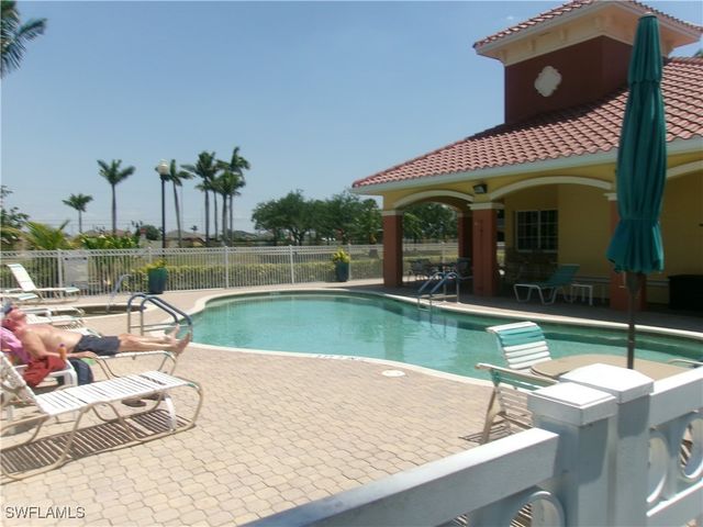 174 Shadroe Cove CIR 1002, Cape Coral, FL 33991