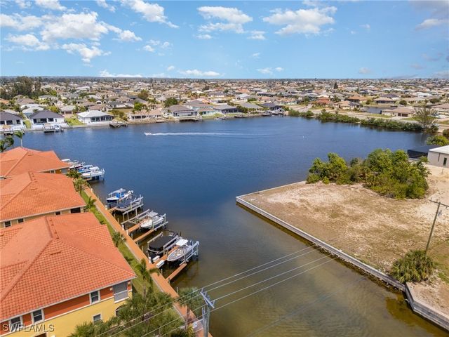 174 Shadroe Cove CIR 1002, Cape Coral, FL 33991