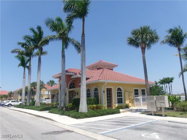 174 Shadroe Cove CIR 1002, Cape Coral, FL 33991