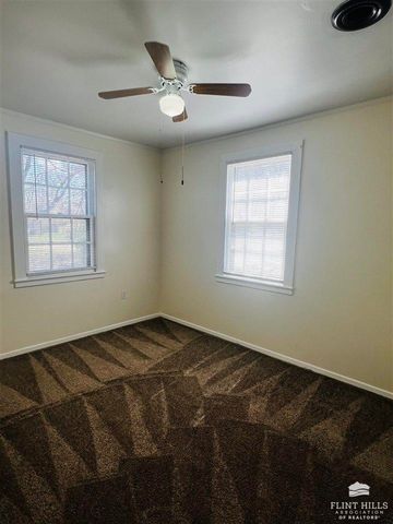 748 W 1st Street, Junction City, KS 66441