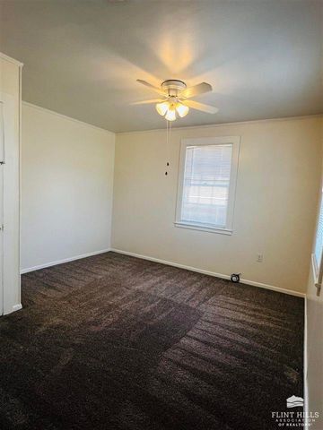 748 W 1st Street, Junction City, KS 66441