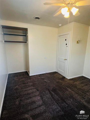 748 W 1st Street, Junction City, KS 66441