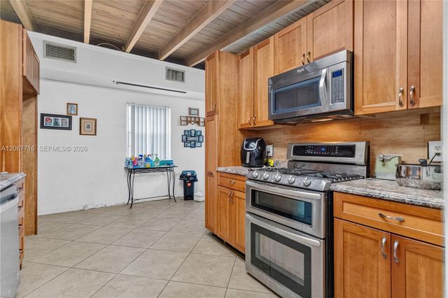 3125 SW 15th Street, Fort Lauderdale, FL 33312