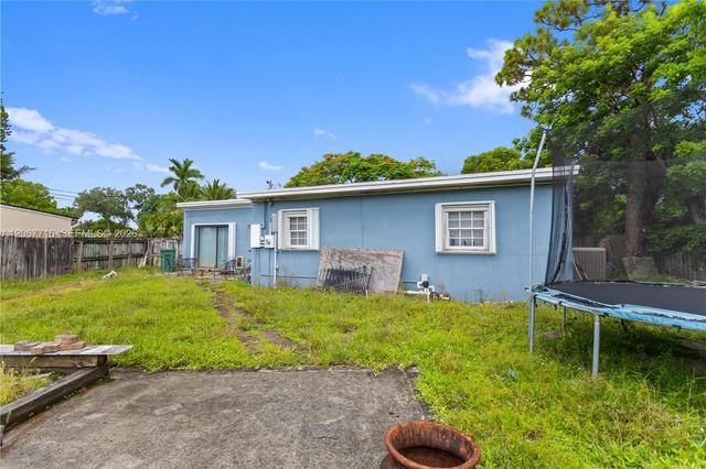 3125 SW 15th Street, Fort Lauderdale, FL 33312