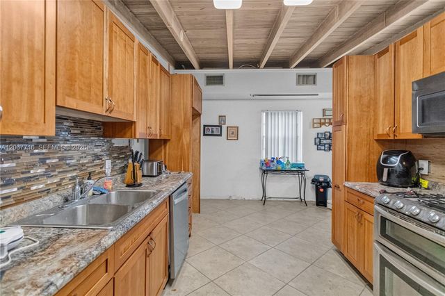 3125 SW 15th Street, Fort Lauderdale, FL 33312