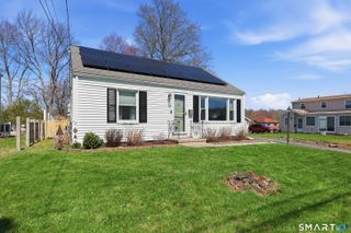 14 Coolidge Avenue, Newington, CT 06111