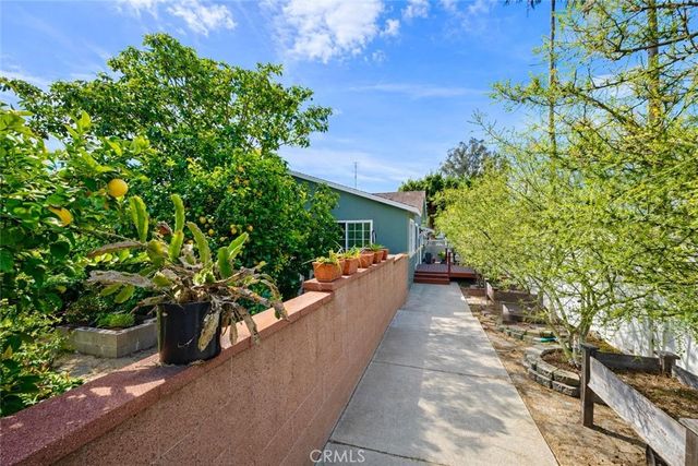 3602 3604 Pine, Long Beach, CA 90807