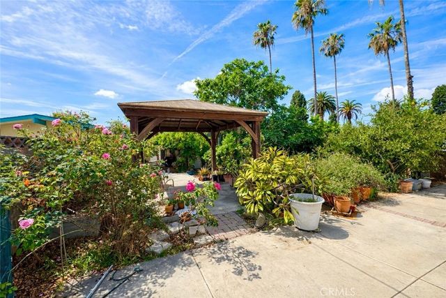 3602 3604 Pine, Long Beach, CA 90807