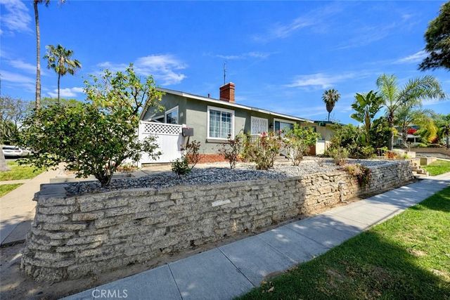 3602 3604 Pine, Long Beach, CA 90807