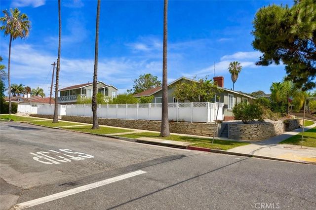 3602 3604 Pine, Long Beach, CA 90807