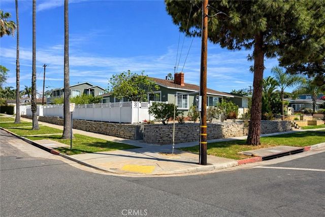 3602 3604 Pine, Long Beach, CA 90807