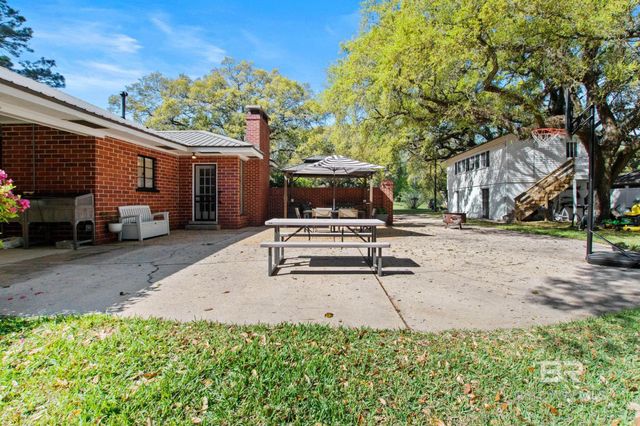 204 W 8th Street, Bay Minette, AL 36507