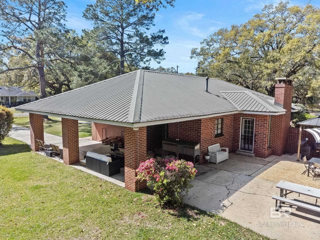 204 W 8th Street, Bay Minette, AL 36507