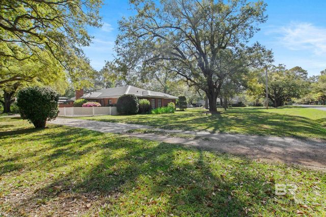 204 W 8th Street, Bay Minette, AL 36507