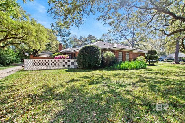 204 W 8th Street, Bay Minette, AL 36507