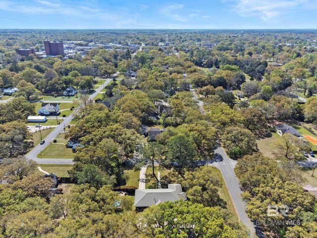 204 W 8th Street, Bay Minette, AL 36507