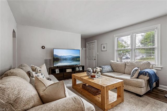 3414 Tait TER, Norfolk, VA 23513