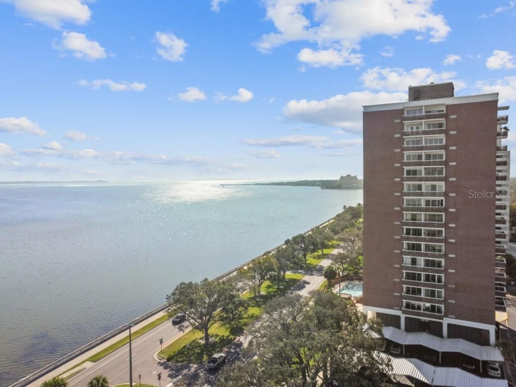 Image 2 of property listing at 4015 BAYSHORE BOULEVARD 15F, Tampa, FL 33611