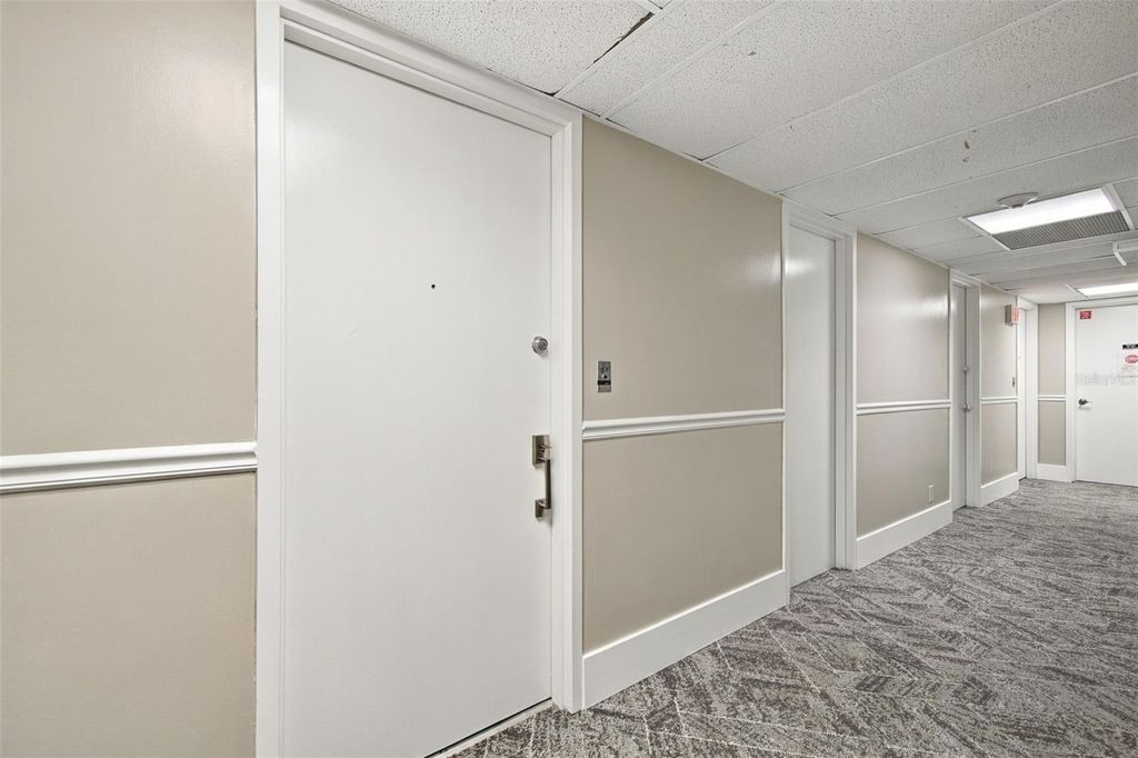 Image 3 of property listing at 4015 BAYSHORE BOULEVARD 15F, Tampa, FL 33611