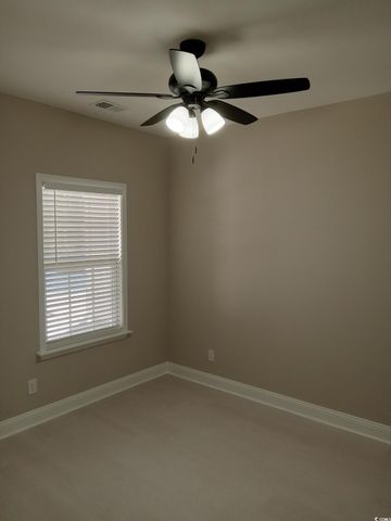 525 Vineland Dr, Whiteville, NC 28472