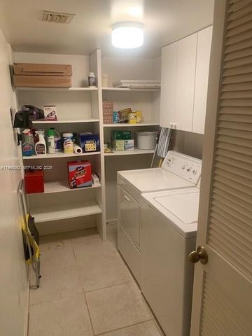 10623 W Clairmont Cir 101, Tamarac, FL 33321