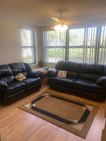 10623 W Clairmont Cir 101, Tamarac, FL 33321