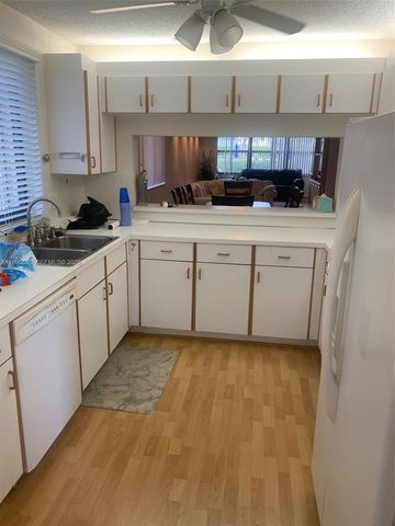 10623 W Clairmont Cir 101, Tamarac, FL 33321