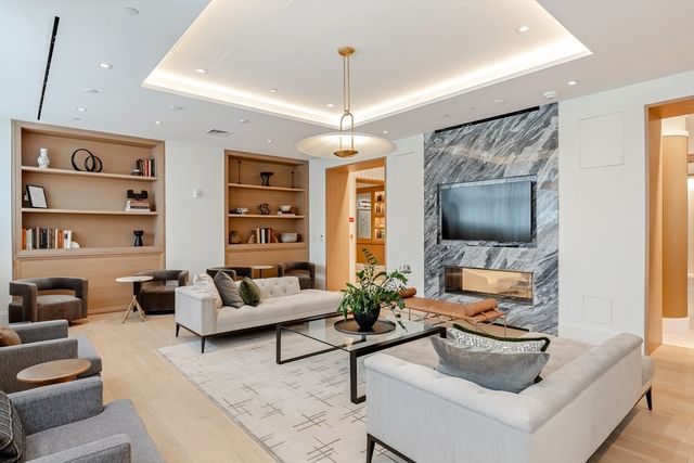 100 Shawmut Ave 912, Boston, MA 02118