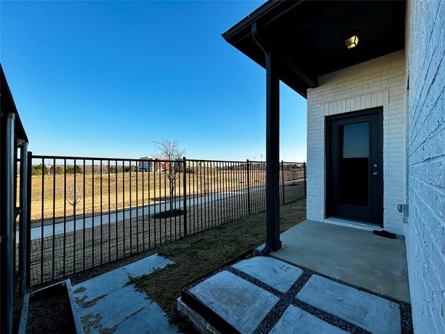 2060 Buffalo Hill Drive, Mesquite, TX 75149