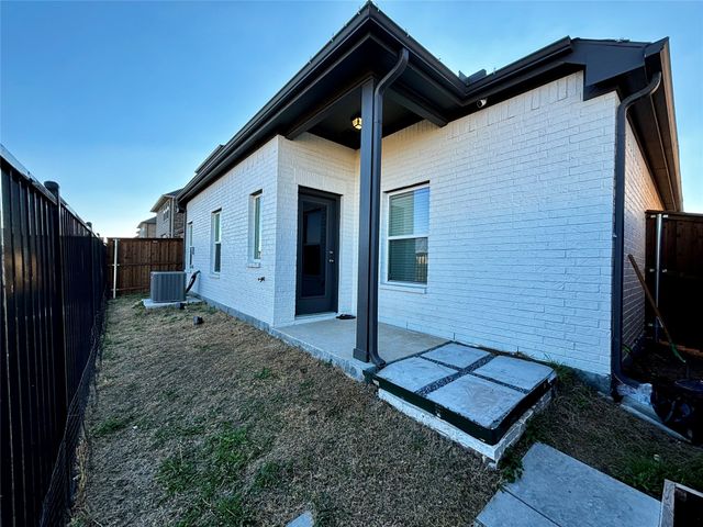 2060 Buffalo Hill Drive, Mesquite, TX 75149