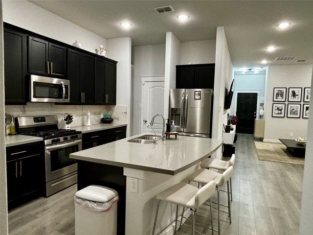 2060 Buffalo Hill Drive, Mesquite, TX 75149
