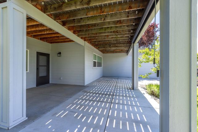 9407 N Linden Ln, Spokane, WA 99208