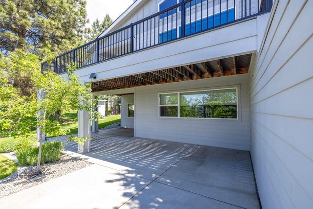 9407 N Linden Ln, Spokane, WA 99208
