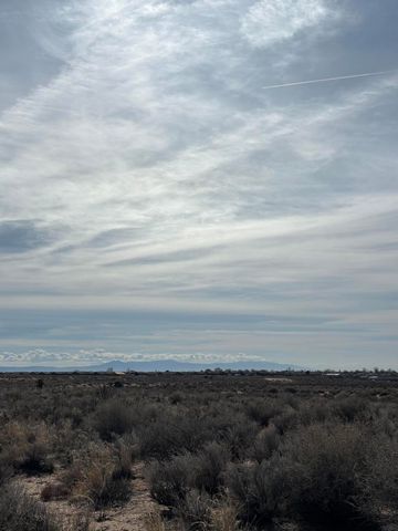 105 HONDO Road NW, Rio Rancho, NM 87124