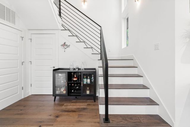 2706 Wilson ST B, Austin, TX 78704