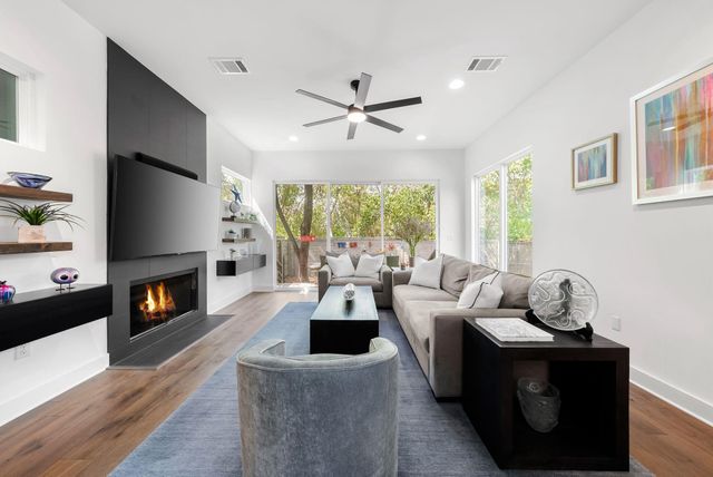 2706 Wilson ST B, Austin, TX 78704