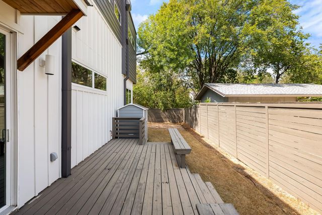 2706 Wilson ST B, Austin, TX 78704