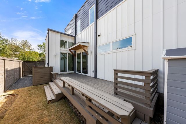2706 Wilson ST B, Austin, TX 78704