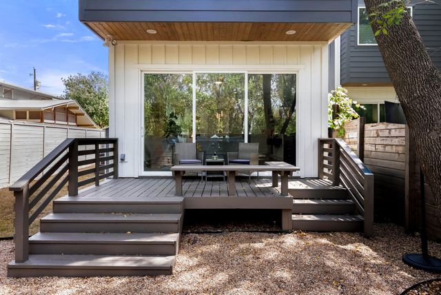 2706 Wilson ST B, Austin, TX 78704