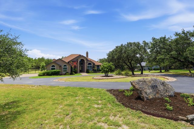 1976 River Way, Spring Branch, TX 78070
