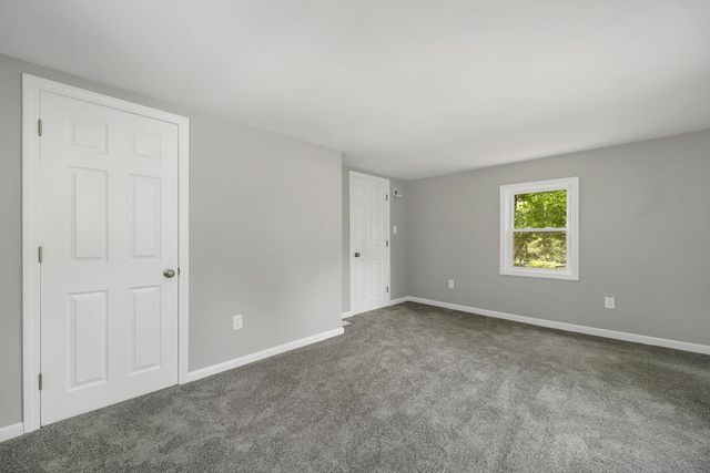 31 Jackson Street, Rochester, NH 03867