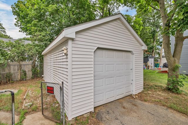 31 Jackson Street, Rochester, NH 03867