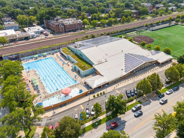 151 N Kenilworth Avenue 4G, Oak Park, IL 60301