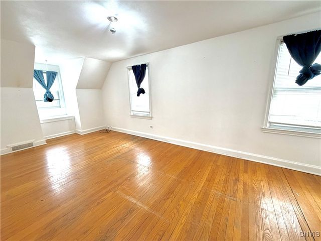 1128 Westcott Street, Syracuse, NY 13210