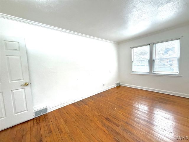 1128 Westcott Street, Syracuse, NY 13210