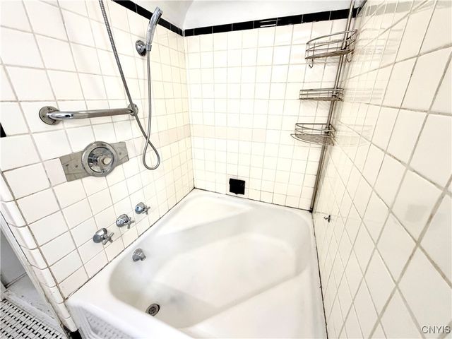 1128 Westcott Street, Syracuse, NY 13210