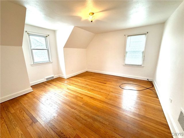 1128 Westcott Street, Syracuse, NY 13210