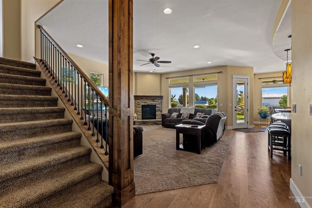 3742 S Stockenham Ave, Meridian, ID 83642